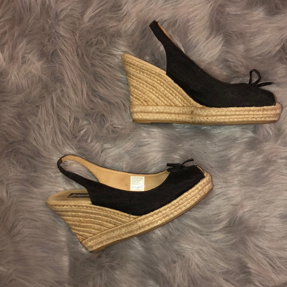 Wedges - Picture 2 of 5